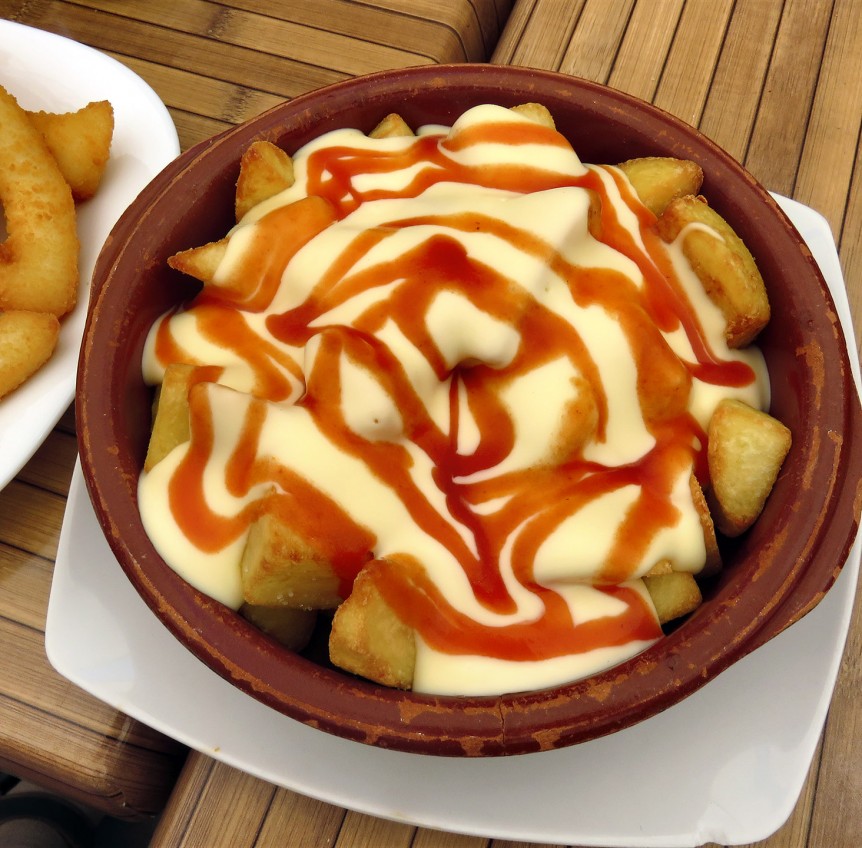 Spanish-Patatas-Bravas-Crisp-Spiced-Potatoes-x