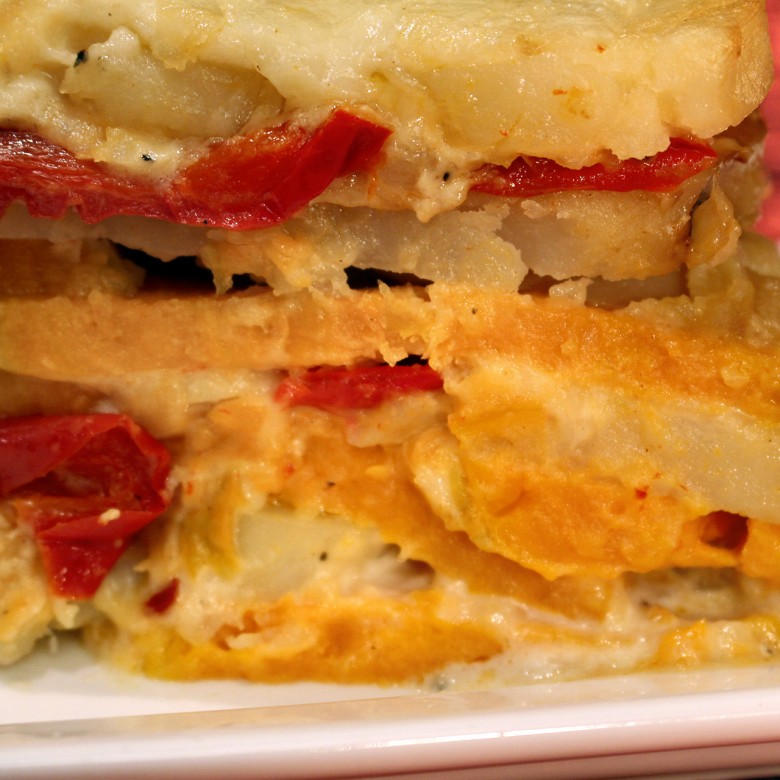 Roasted Red Pepper-Cheese Potato Gratin