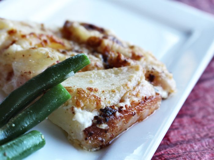 Potatoes au Gratin Dauphinois with Heavy Cream & Cheese