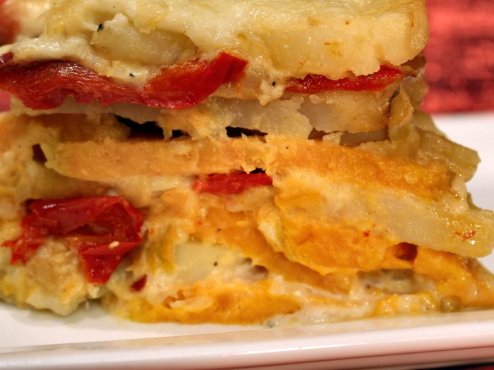 Roasted Red Pepper-Cheese Potato au Gratin